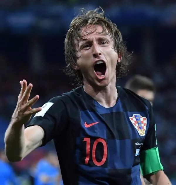 爆款后仍守初心：《光与影》制作团队婉拒“规模扩张”